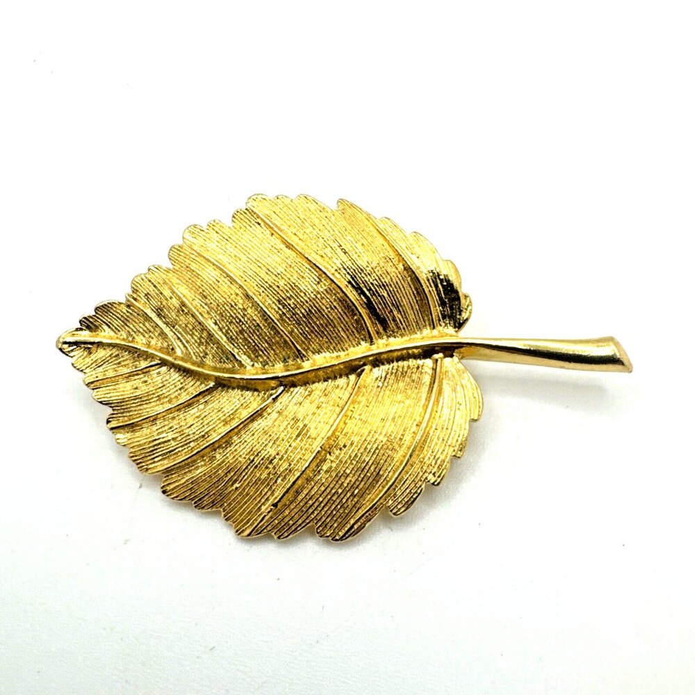 Anne Klein Leaf Brooch Classic Womens Dress Pin Gold Tone Color